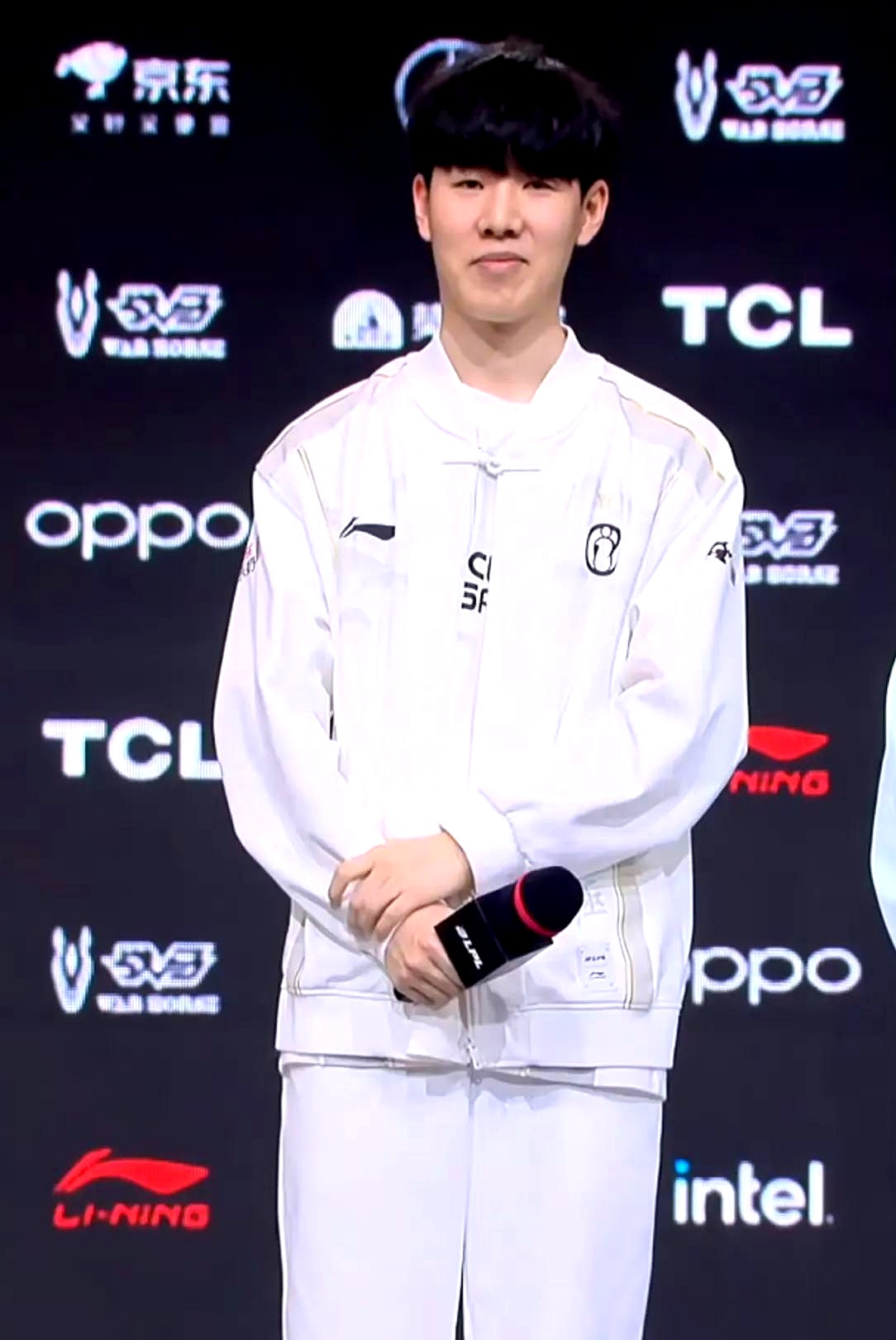 德州扑克高手追稳定（德州扑克高手稳中求胜）